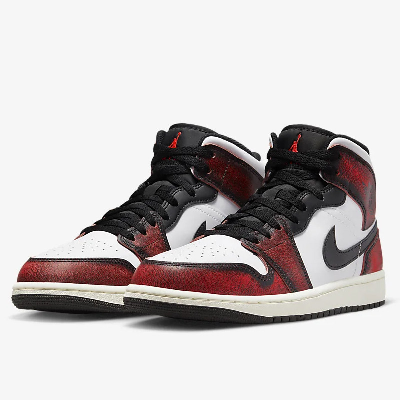 SEPATU SNEAKERS AIR JORDAN AJ 1 Mid SE Wear Away Chicago