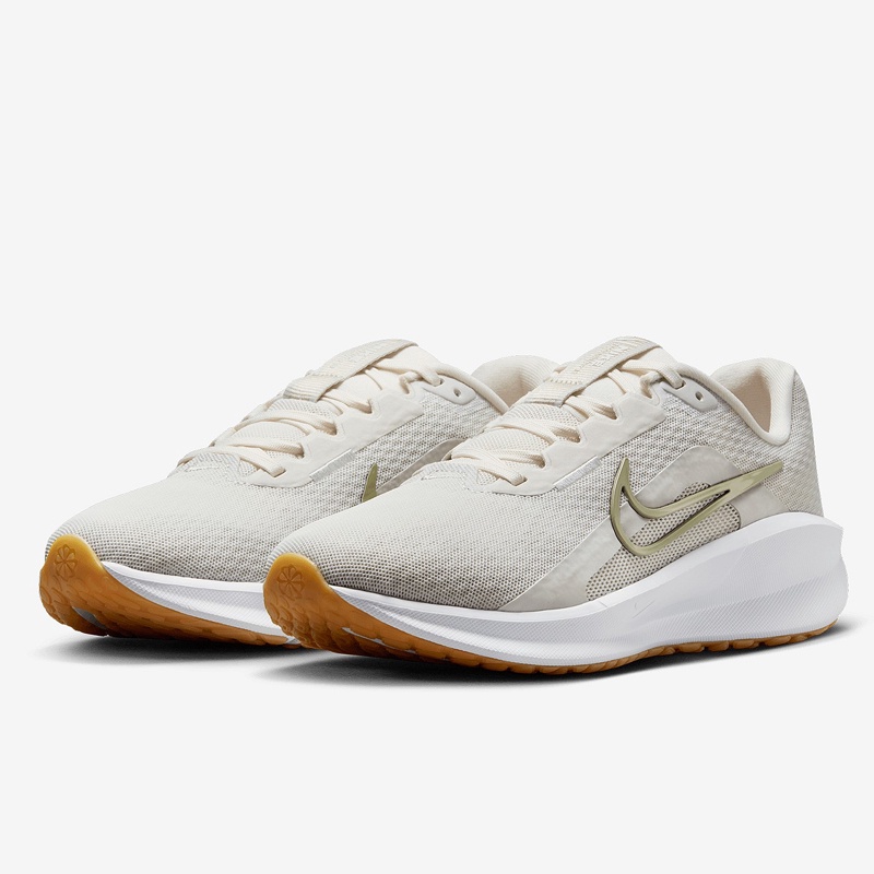 SEPATU LARI NIKE Wmns Downshifter 13